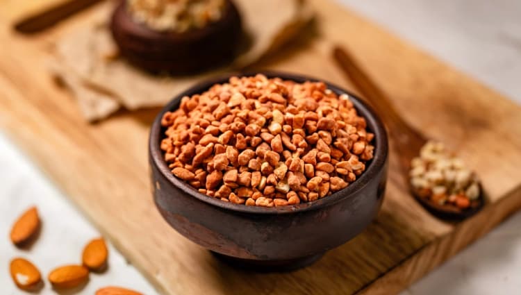Salted Almond Praline image 3